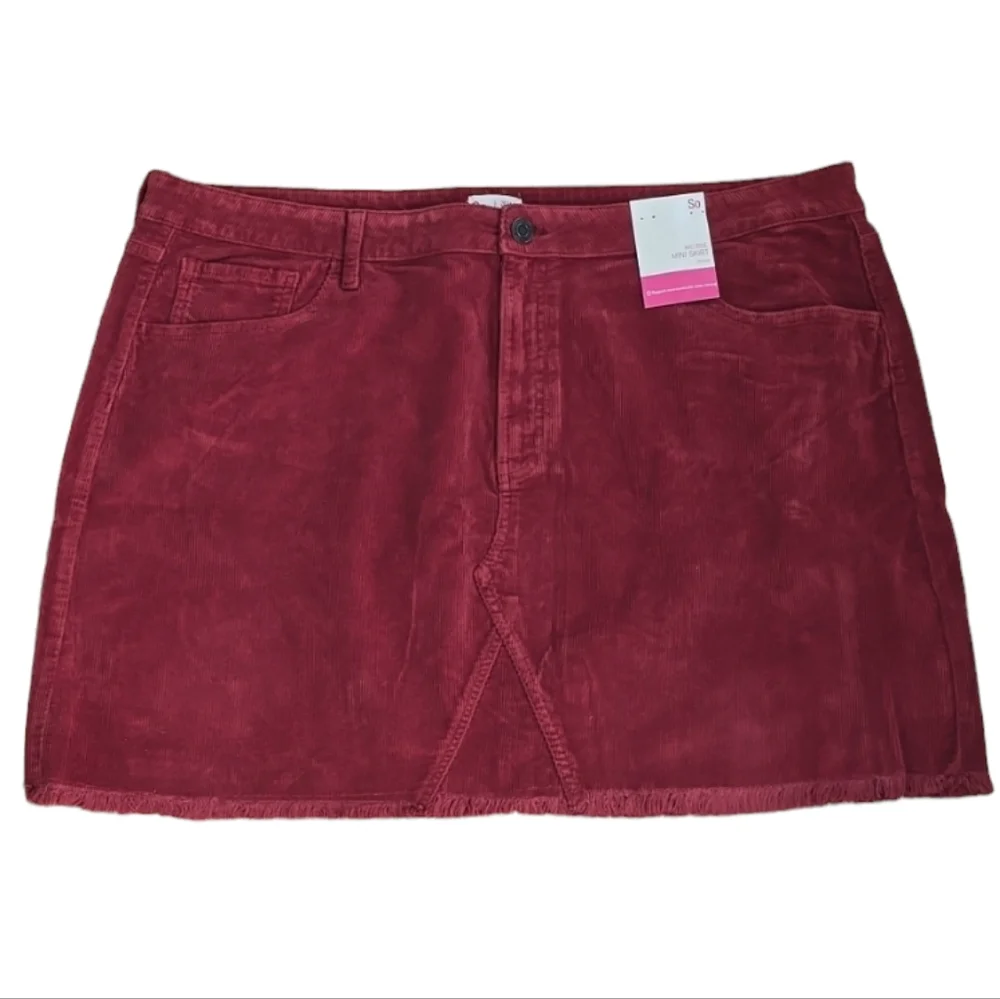 SO BRAND WOMENS JUNIOR PLUS SIZE BURGUNDY CORDUROY MINI SKIRT SIZE 26/44W_2